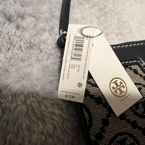 Tory Burch T Monogramed Jacquard Card Case - Picture 8 of 11